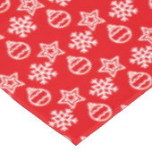 Elegantes Weihnachtsmuster auf Red Tablecloth Tischdecke (Schrägansicht)