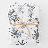 Elegantes Weihnachtsschneeflockenmuster Geschenkpapier Set (Beispiel)