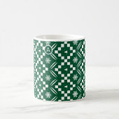 Elegantes Weihnachtsswitzer Nahtloses Grünes Muste Kaffeetasse (Mittel)