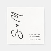 Elegantes Weiß mit Schwarz Custom Initials Hochzei Serviette (Vorderseite)