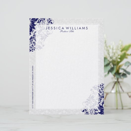 Elegantes Weiß- und Navy-Blütenblatt Briefkopf (Stehend Vorderseite)