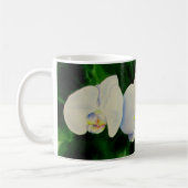 Elegantes, weißes Aquarell-Orchideenbild Kaffeetasse (Links)