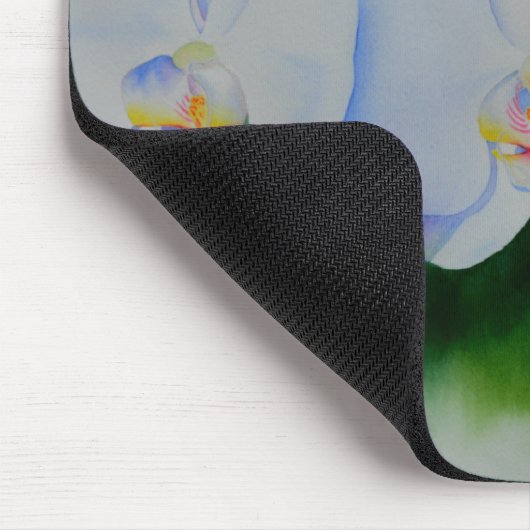 Elegantes, weißes Aquarell-Orchideenbild Mousepad (Ecke)