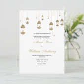Elegantes, weißes goldfarbenes Laternenlicht Hochz Einladung (Stehend Vorderseite)