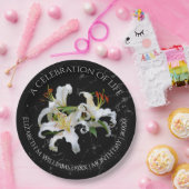 Elegantes Weißes Orientales Lilies Feiern des Lebe Pappteller (Party)