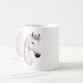 Elegantes Weißes Pferd mit Blumenkronen Kaffeetasse (Vorderseite Links)