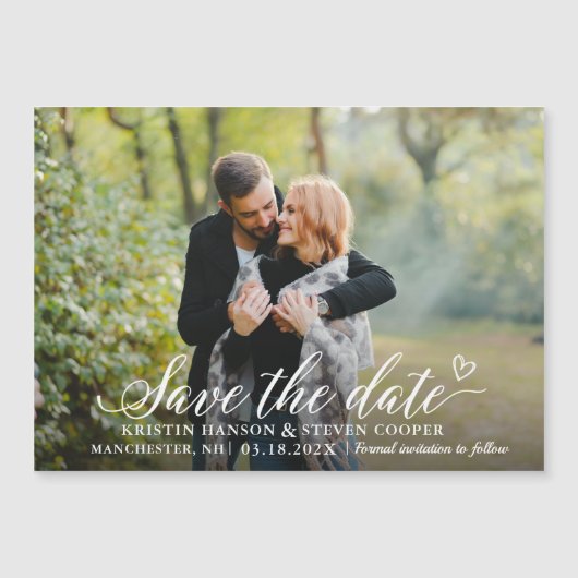 Elegantes, weißes Skript-Foto Speichern des Datums Magnetkarte (Vorderseite)