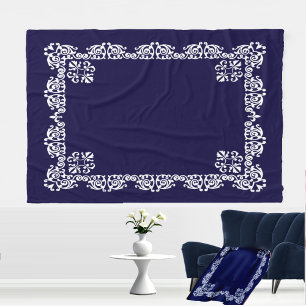 Elegantes weißes Spitzen-Vektor auf Navyblau Fleecedecke