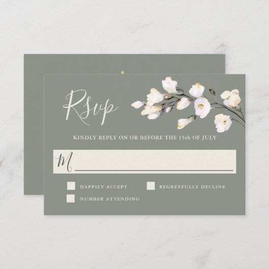 Elegantes Weißes Wasser Farbe Blumengestühl Grün U RSVP Karte (Vorne/Hinten)