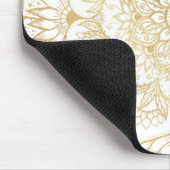 Elegantes Weißgold-Mandala-Blumenmuster Mousepad (Ecke)