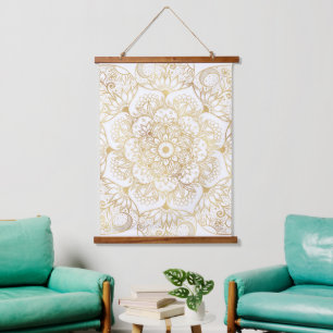 Elegantes Weißgold-Mandala-Blumenmuster Wandteppich Mit Holzrahmen