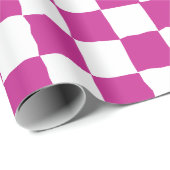 Elegantes White and Fuchsia Checkerboard Malerei Geschenkpapier (Rolleneckpunkt)