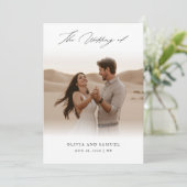 Elegantes White Black Script Overlay Foto Hochzeit Einladung (Stehend Vorderseite)