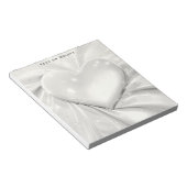 Elegantes White Cream Heart Notepad Notizblock (angewinkelt)