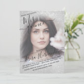 Elegantes White Funkelnd Glitzer Foto Quinceañera Einladung (Stehend Vorderseite)