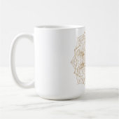 Elegantes White & Gold Mandala Handgezeichnetes De Kaffeetasse (Links)