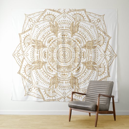 Elegantes White & Gold Mandala Handgezeichnetes De Wandteppich (Beispiel (Horizontal))