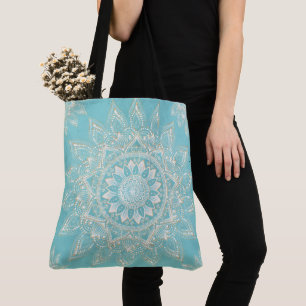 Elegantes White Gold Mandala Sky Blue Design Tasche