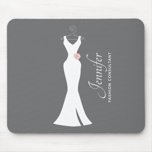 Elegantes White Gown on Gray - Stilvolles, einfach Mousepad (Vorne)