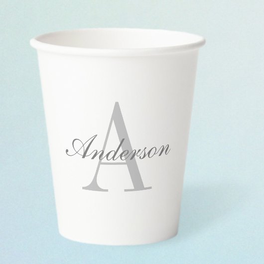 Elegantes White & Gray Monogramm Pappbecher