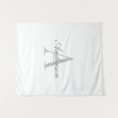 Elegantes White & Gray Monogramm Wandteppich (Vorderseite (Horizontal))