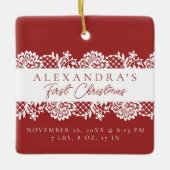 Elegantes White Lace Baby's First Christmas Foto Keramikornament (Vorderseite)