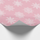 Elegantes White & Pink Snowflake Weihnachtsmuster Geschenkpapier (Ecke)