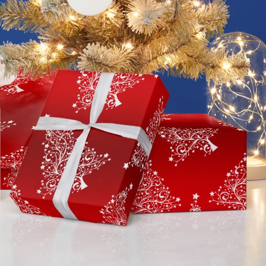 Elegantes White & Red Christmas Tree Muster Geschenkpapier (Feiertage)