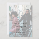 Elegantes White Script Foto Hochzeit Save The Date (Rückseite)