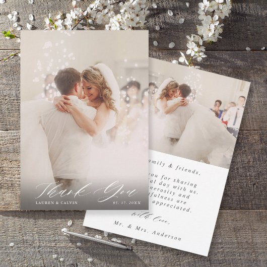 Elegantes White Script Wedding 2 Foto Dankeskarte