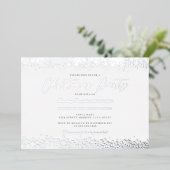 Elegantes White Silver Snowflake Weihnachts-Party Folieneinladung (Stehend vorne)