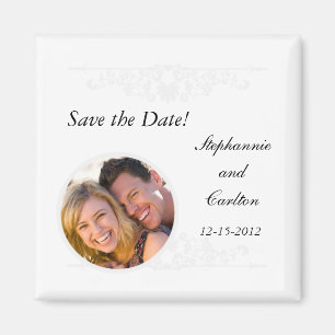 Elegantes White/Silver Wedding Announcement Magnet