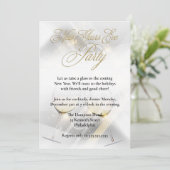 Elegantes White Silvester Party Einladung (Stehend Vorderseite)