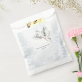 Elegantes White Winter Pine Brautparty Geschenktütchen (Versiegelt)