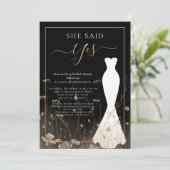 Elegantes Wildblume Wedding Dress Brautparty Einladung (Stehend Vorderseite)