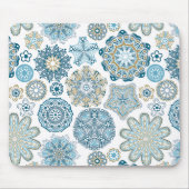 Elegantes Winter Blue Fantasy Snow Flakes Muster Mousepad (Vorne)