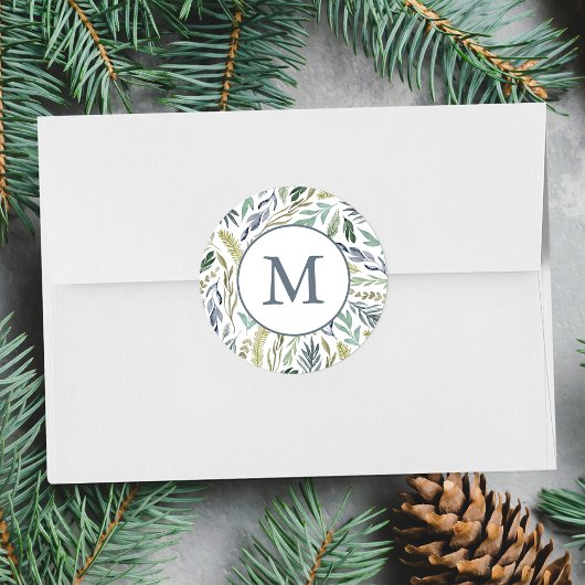Elegantes Winter Foliage Holiday Monogram Runder Aufkleber