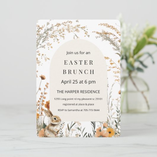 Elegantes Yellow Wildblume Arch Osterfest Einladung (Stehend Vorderseite)