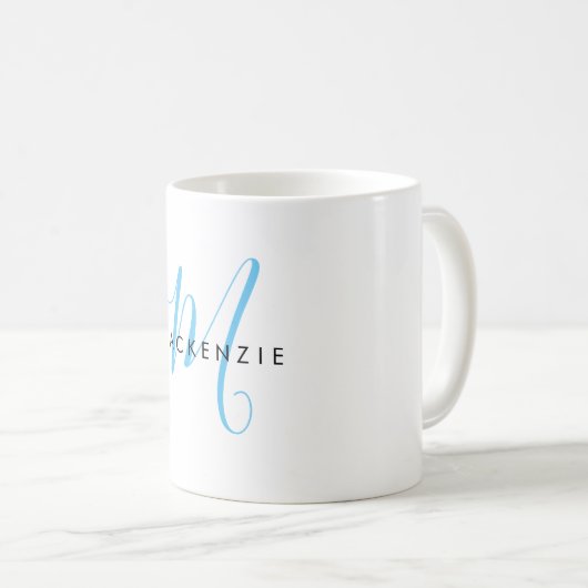 Eleganto Modern Sky Blue Script Monogram Kaffeetasse (VorderseiteRechts)