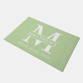 Elegantsage Green Custom Monogram Name Doormat Fußmatte (Schrägansicht)