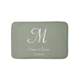 Elegantsage Green Monogram Name Newlyweds Badematte