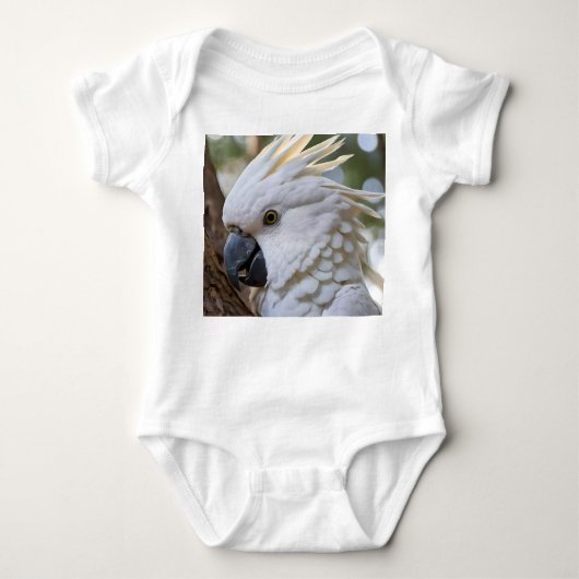 Eleganz in Weiß: Das majestätische Aussie Cockatoo Baby Strampler (Vorderseite)