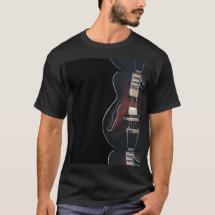 Elegische Gitarre auf Schwarz T-Shirt