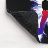 Elektrifizierende Bass-Spieler-Grafik Mousepad (Ecke)