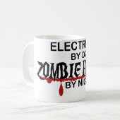 Elektriker-Zombie-Jäger Kaffeetasse (Vorderseite Links)