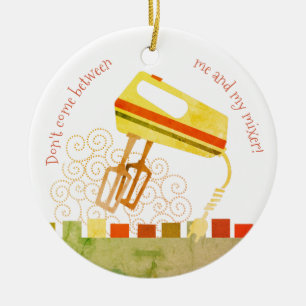 Elektrische Retro-Beaters backen Weihnachtsschmuck