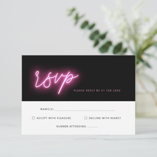 Elektrische Schwarz/Rosa Neon Glow UAWG Reply Card RSVP Karte (Stehend Vorderseite)