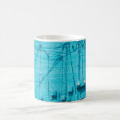 ELEKTRISCHER METER AUF DER BLAUE BRICK WALL KAFFEETASSE (Mittel)