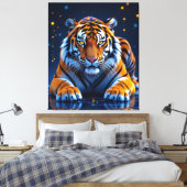 Elektrisierender Tiger – Kraftvolle Wildnis  Leinwanddruck (Insitu (Schlafzimmer))