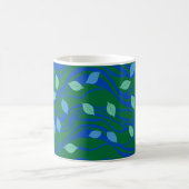 Elemental Flow Smaragdgrün Kobaltblau mit Blättern Kaffeetasse (Mittel)